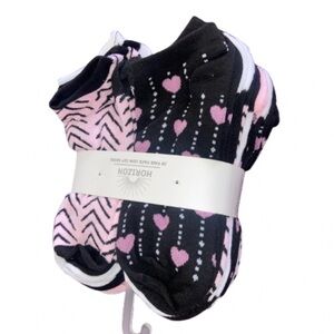 20 pairs of low cut Socks NWT